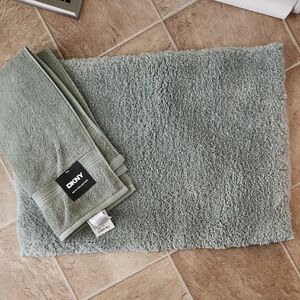DKNY Sage Green Plush Bath Mat with Matching Towels